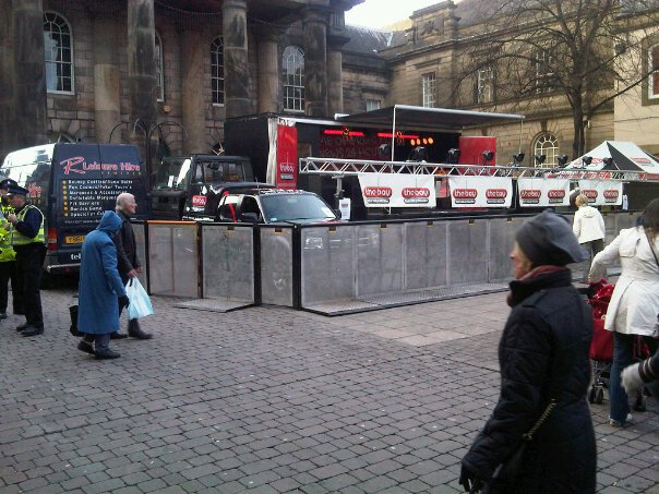 Pit Barriers - R Leisure Hire Ltd 01524 733540 - Pit Barriers Manchester, Pit Barriers Liverpool, Pit Barriers Leeds, Pit Barriers Carlisle, Pit Barriers London, Pit Barriers Scotland